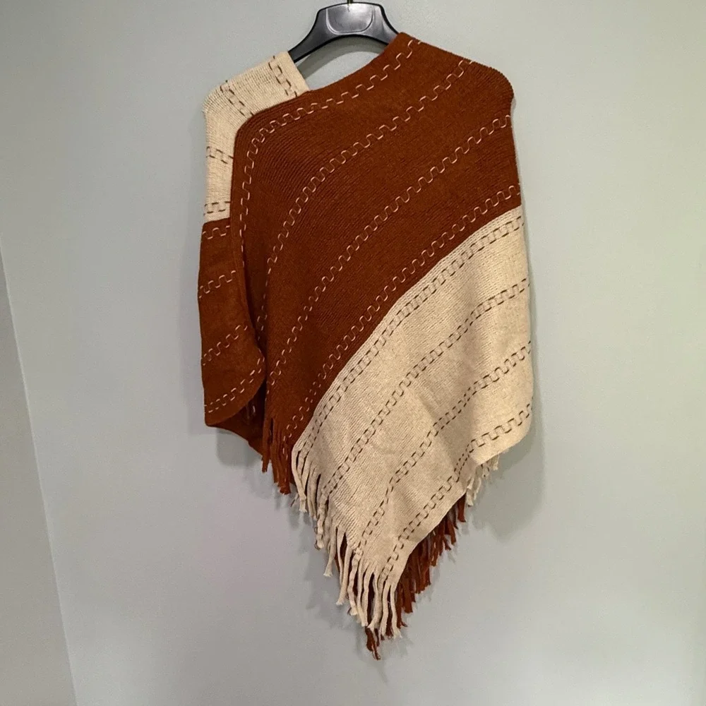 DEMDACO Ruana Poncho Wrap Fringe Trim Beige Brown Knit Acrylic‎ Women's OS